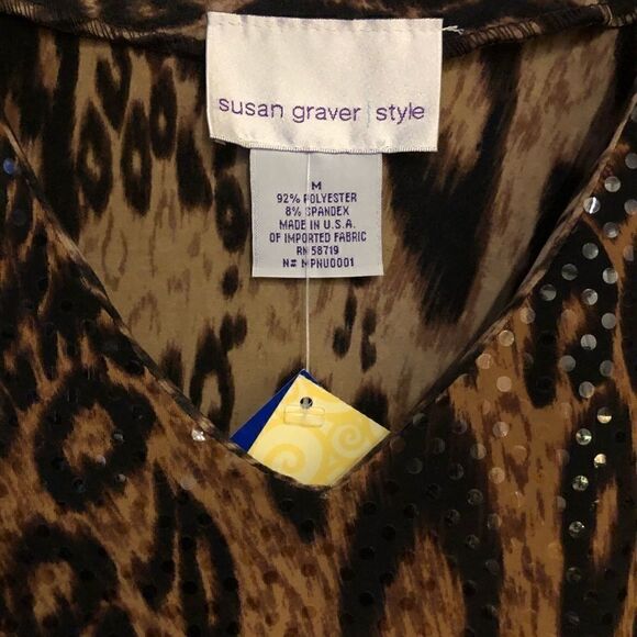 Susan Graver M NWT Leopard Sparkling Sequin Liquid Knit Mob Girl V Top - Picture 8 of 9